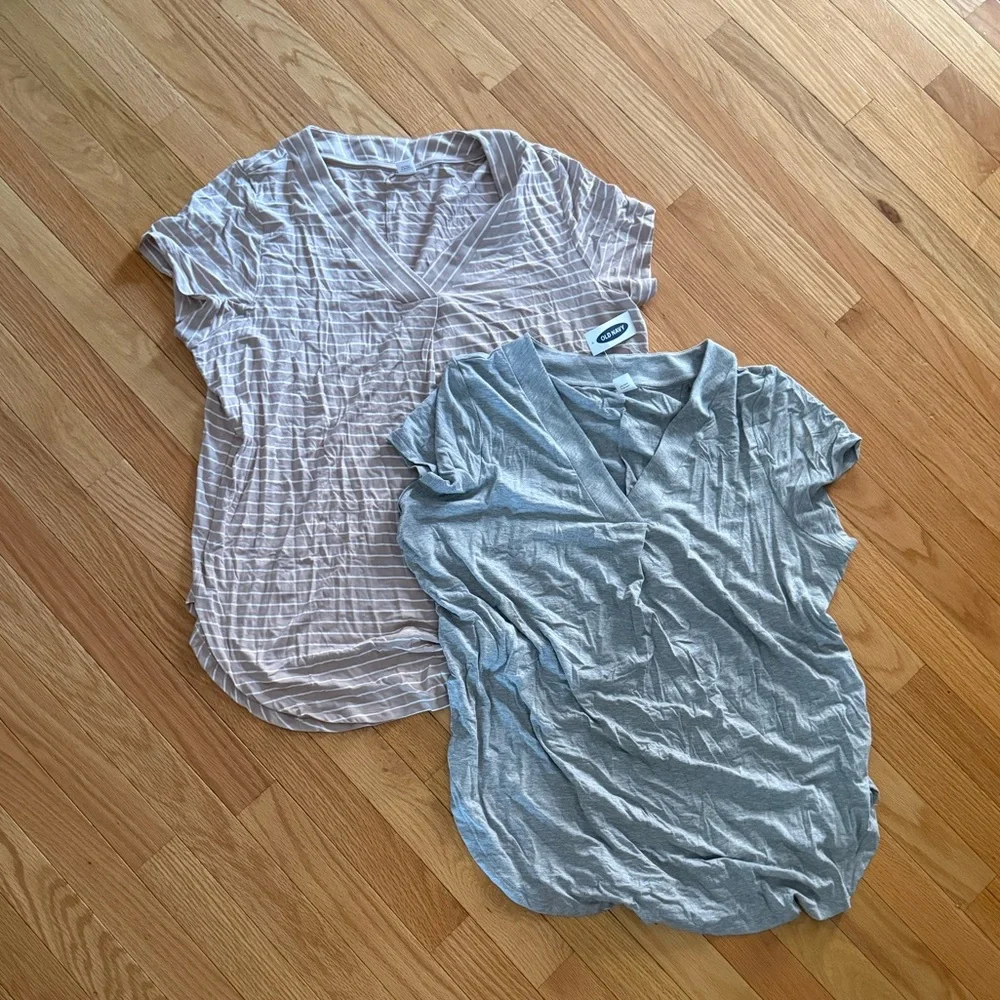 Old Navy❗️BUNDLE❗️Luxe Loose V Neck Tunic Top - Picture 2 of 6
